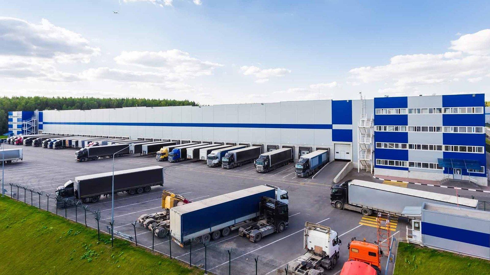 Scheduled freight transportation